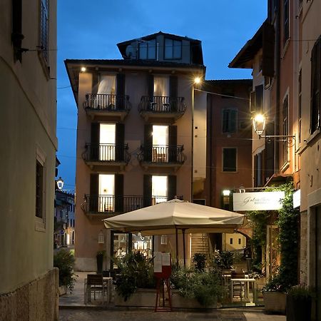 Cavour Apartments Saló Exterior foto