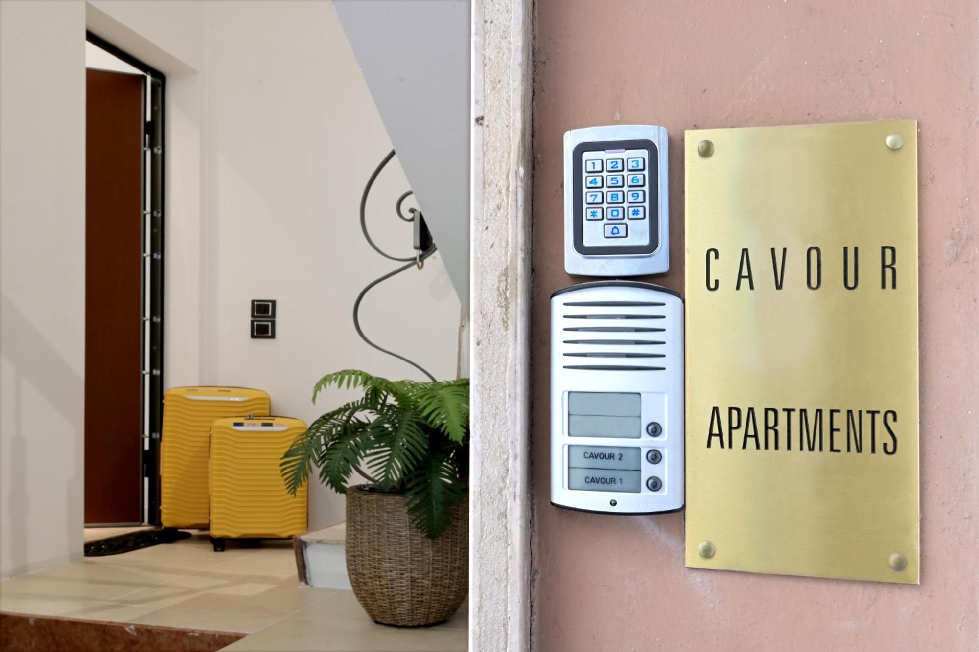 Cavour Apartments Saló Exterior foto